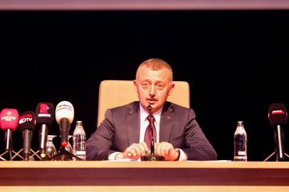 Büyükakın, CHP’nin “hayır” oyuna şaşırdı “Neyi reddediyorsunuz?”