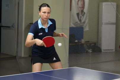 Dereceye giren sporcular, ödüllerine kavuştu
