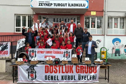"Bu forma benden sana kardeşim" kampanyasıyla çocukların yüzü güldü
