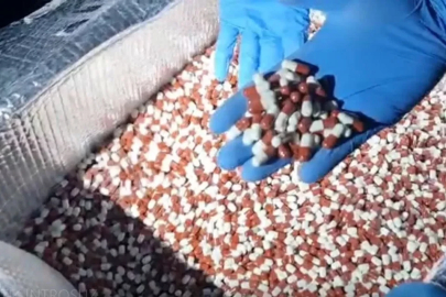 Mersin’de 317 bin 285 adet uyuşturucu hap ele geçirildi
