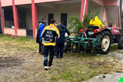 Eski mahalle muhtarı traktörün altında ölü bulundu
