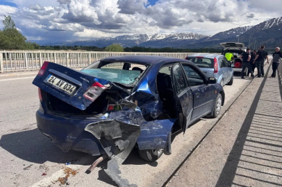 Erzincan-Çağlayan Karayolu’nda trafik kazası: 2 yaralı
