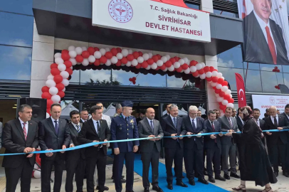 Sivrihisar Devlet Hastanesi, düzenlenen törenle açıldı
