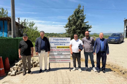 Gediz’in yeni mahallelerinde doğalgaz için ilk kazma vuruldu
