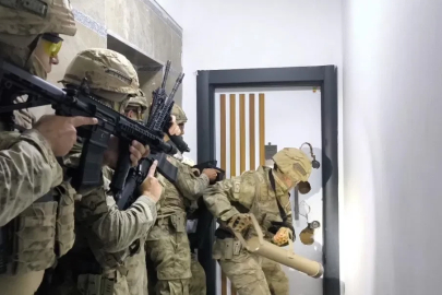 Mersin merkezli 7 ilde yasa dışı bahis operasyonu: 28 tutuklama
