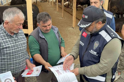 Polis, kurban pazarında vatandaşları dolandırıcılığa karşı uyardı
