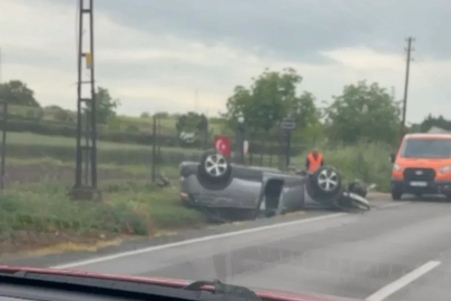 Takla atan otomobilin sürücüsü yaralandı
