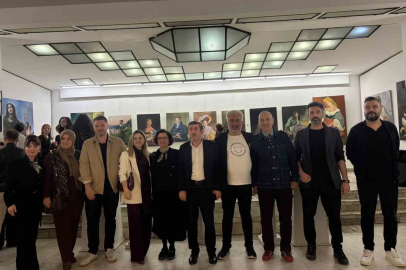 Genç sanatçılar eserlerini karekodla dijitale taşıdı
