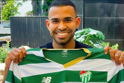 Bursaspor’da 4 yıllık yabancı hasreti bitti: Juergen Elitim, resmen Timsah oldu
