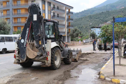 Bozdoğan’da yağışın izleri siliniyor
