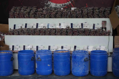 Zehir tacirlerine bayram öncesi darbe: 1 milyon 700 bin sentetik ecza ele geçirildi
