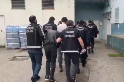 Kastamonu’da zehir tacirlerine yönelik oerasyonda 5 şüpheli tutuklandı
