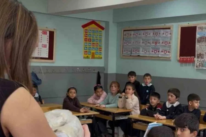 Minik öğrenciler bayram sevincini erken yaşadı
