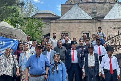 Bayındırlı kahraman gaziler ve ailelerine Afyonkarahisar kültür gezisi
