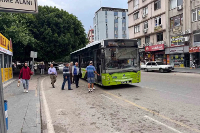 Adana’da ulaşım fiyatlarına tepki: "Dört kişilik aile yolculuk edemez hale geldi"
