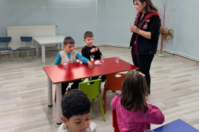 Aydıntepe’de miniklere ata tohumunun önemi ve ekolojik tarım anlatıldı
