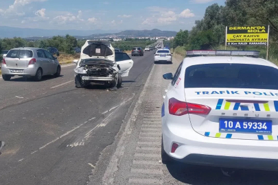 Gömeç’te iki otomobil çarpıştı: 2 yaralı
