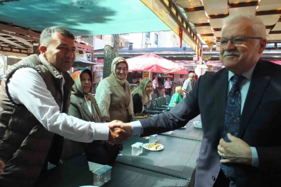 Burhaniye’de resmi bayramlaşma töreni
