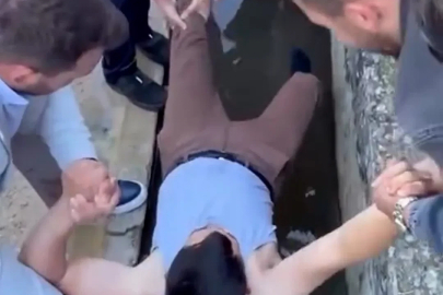 Bayram namazına gelmeyenleri buz gibi suya attılar
