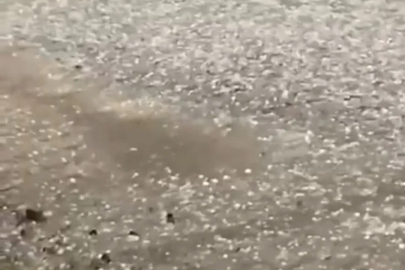 Tekirdağ’da sağanak ve dolu etkili oldu : Yollar göle döndü, ulaşım aksadı
