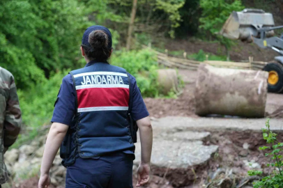 Bayram ziyareti felakete dönüştü: ATV araçla dereye düşen anne-oğul hayatını kaybetti
