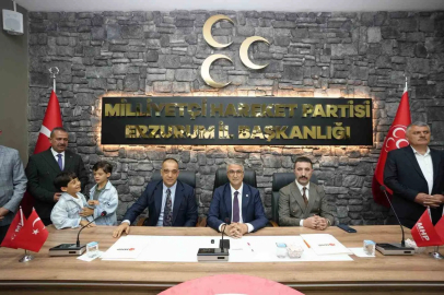 MHP’de bayramlaşma coşkusu
