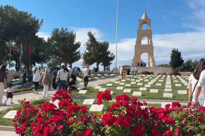 Çanakkale Savaşları’nın yaşandığı Tarihi Gelibolu Yarımadası’nda Kurban Bayramı yoğunluğu
