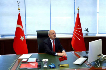 Kılıçdaroğlu, genel merkezde göreve başladı
