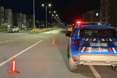 Diyarbakır’da halk otobüsü ile otomobil çarpıştı: 2 ölü, 5 yaralı
