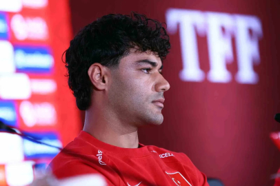 Ozan Kabak: "İnşallah biz de kendi tarihimizi yazarız"
