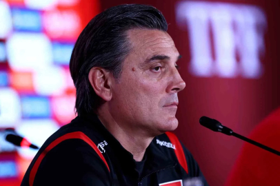 Vincenzo Montella: "Ben hayalperest, çok büyük hedefleri olan bir insanım"
