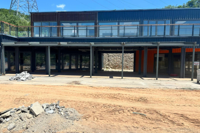 İzmit Belediyesi Gölkay Park’a kafe ve balık restoranı açacak!